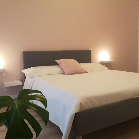 Apartamento So Fine Petruzzelli Flat Bari Exterior foto