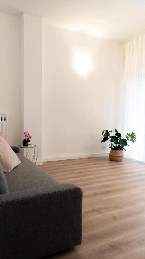 Apartamento So Fine Petruzzelli Flat Bari Exterior foto